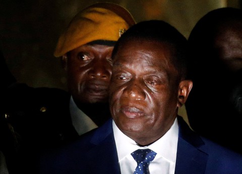 Cá sấu nhậm chức tổng thống Zimbabwe - Ảnh 3. Cá sấu nhậm chức tổng thống Zimbabwe - Ảnh 3.
