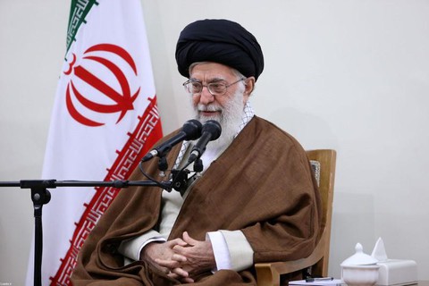 Biểu tình chết người, Iran đổ lỗi cho thế lực thù địch - Ảnh 1. Biểu tình chết người, Iran đổ lỗi cho thế lực thù địch - Ảnh 1.