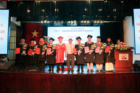 Trường Đại học Công nghiệp TP.HCM tuyển sinh hơn 500 thạc sĩ - Ảnh 1. Trường Đại học Công nghiệp TP.HCM tuyển sinh hơn 500 thạc sĩ - Ảnh 1.