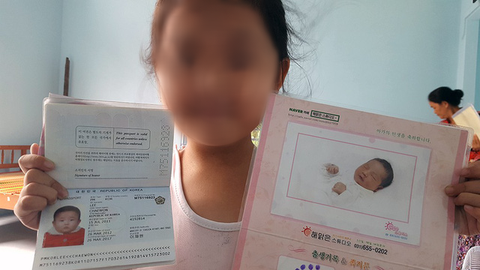 Trẻ con lai ở miền Tây: Con không cha như nhà không nóc - Ảnh 1. Trẻ con lai ở miền Tây: Con không cha như nhà không nóc - Ảnh 1.