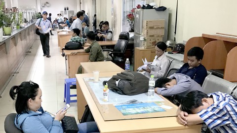 Khốn khổ vì mạng hải quan treo: Lỗi lại thuộc về... doanh nghiệp? - Ảnh 2. Khốn khổ vì mạng hải quan treo: Lỗi lại thuộc về... doanh nghiệp? - Ảnh 2.