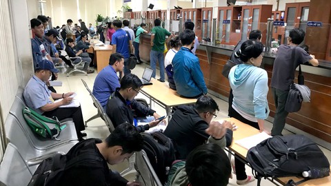 Khốn khổ vì mạng hải quan treo: Lỗi lại thuộc về... doanh nghiệp? - Ảnh 1. Khốn khổ vì mạng hải quan treo: Lỗi lại thuộc về... doanh nghiệp? - Ảnh 1.