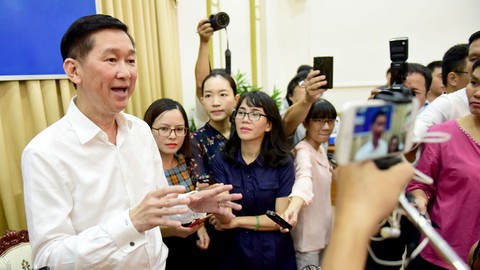 TP.HCM họp báo về vụ Thủ Thiêm: Kiên quyết sửa sai - Ảnh 4. TP.HCM họp báo về vụ Thủ Thiêm: Kiên quyết sửa sai - Ảnh 4.