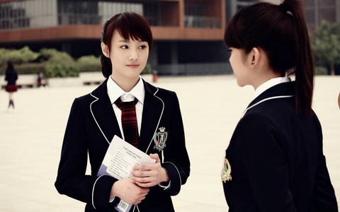 Củng Lợi, Châu Đông Vũ, Địch Lệ Nhiệt Ba... người sao phim vậy - Ảnh 6. Củng Lợi, Châu Đông Vũ, Địch Lệ Nhiệt Ba... người sao phim vậy - Ảnh 6.