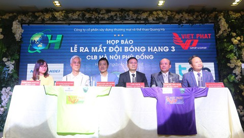 Cựu danh thủ Nguyễn Hồng Sơn, Triệu Quang Hà trở lại bóng đá - Ảnh 1. Cựu danh thủ Nguyễn Hồng Sơn, Triệu Quang Hà trở lại bóng đá - Ảnh 1.