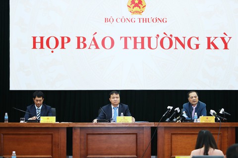 Lọc dầu Nghi Sơn đề xuất được xuất khẩu - Ảnh 1. Lọc dầu Nghi Sơn đề xuất được xuất khẩu - Ảnh 1.