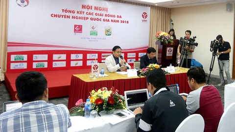 Năm 2018: VPF thu được hơn 2 tỉ đồng tiền bản quyền truyền hình - Ảnh 1. Năm 2018: VPF thu được hơn 2 tỉ đồng tiền bản quyền truyền hình - Ảnh 1.