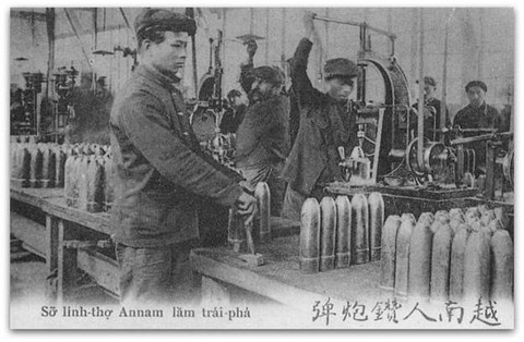 Dựng pa-nô về người Việt trong Thế chiến I - Ảnh 2. Dựng pa-nô về người Việt trong Thế chiến I - Ảnh 2.