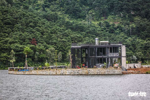 Hàng loạt dự án mọc lên giữa rừng phòng hộ Sóc Sơn - Ảnh 4. Hàng loạt dự án mọc lên giữa rừng phòng hộ Sóc Sơn - Ảnh 4.