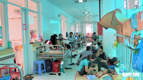 Dịch tay chân miệng tràn về miền Tây - Ảnh 1. Dịch tay chân miệng tràn về miền Tây - Ảnh 1.