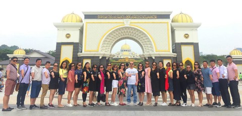 Chubb Life Việt Nam tổ chức Hội nghị Bàn tròn Triệu đô 2018 - Ảnh 1. Chubb Life Việt Nam tổ chức Hội nghị Bàn tròn Triệu đô 2018 - Ảnh 1.
