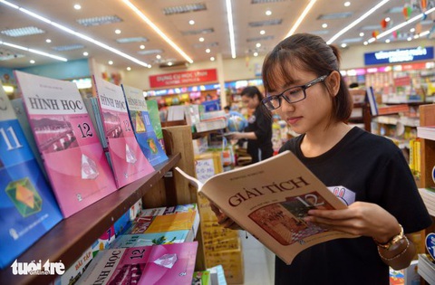 Bộ GD-ĐT nói gì về sách giáo khoa điện tử? - Ảnh 1. Bộ GD-ĐT nói gì về sách giáo khoa điện tử? - Ảnh 1.