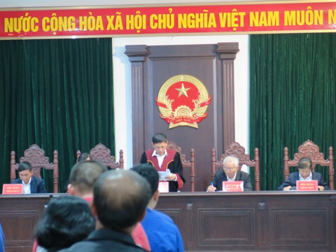 Tiếp tay lừa đảo, hai giám đốc ngân hàng lĩnh án - Ảnh 2. Tiếp tay lừa đảo, hai giám đốc ngân hàng lĩnh án - Ảnh 2.