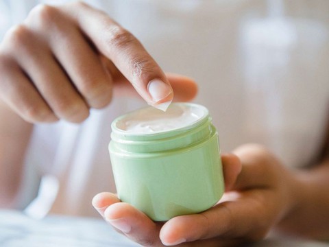 Hà Nội lạnh rồi, các nàng cần dưỡng da sao cho đúng? - Ảnh 3. Hà Nội lạnh rồi, các nàng cần dưỡng da sao cho đúng? - Ảnh 3.