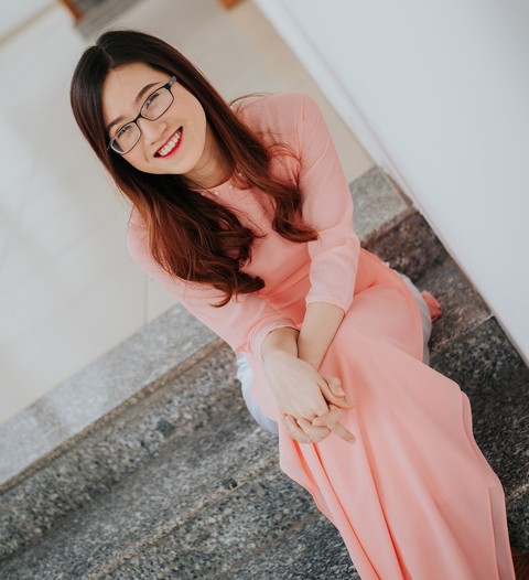 Hai bóng hồng thủ khoa kép đại học năm 2018 - Ảnh 1. Hai bóng hồng thủ khoa kép đại học năm 2018 - Ảnh 1.
