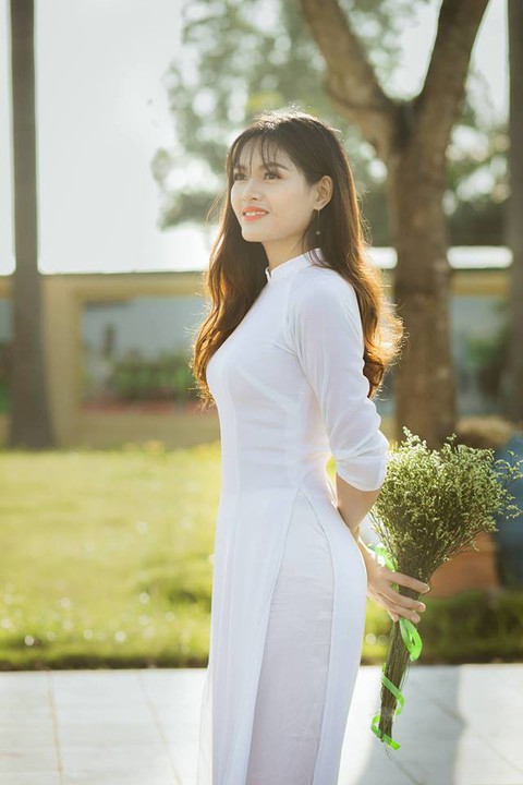 Hai bóng hồng thủ khoa kép đại học năm 2018 - Ảnh 6. Hai bóng hồng thủ khoa kép đại học năm 2018 - Ảnh 6.
