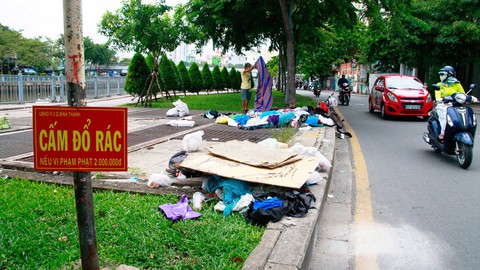 Chúng ta đang thỏa hiệp với nạn xả rác? - Ảnh 1. Chúng ta đang thỏa hiệp với nạn xả rác? - Ảnh 1.