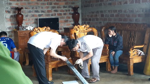 Vụ 4 người treo cổ: Người vợ để lại thư tuyệt mệnh - Ảnh 4. Vụ 4 người treo cổ: Người vợ để lại thư tuyệt mệnh - Ảnh 4.