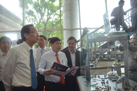 TP.HCM công bố 10 nhóm sản phẩm chủ lực ngành công - nông nghiệp - Ảnh 1. TP.HCM công bố 10 nhóm sản phẩm chủ lực ngành công - nông nghiệp - Ảnh 1.
