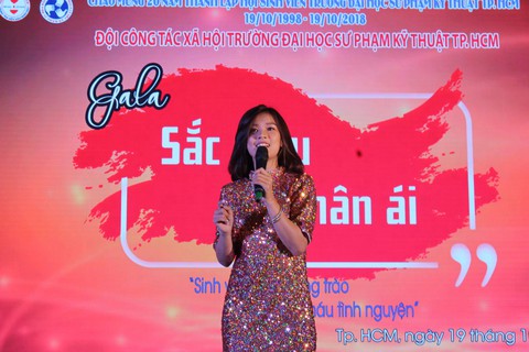 Hơn 400 sinh viên tham gia gala Sắc màu nhân ái - Ảnh 7. Hơn 400 sinh viên tham gia gala Sắc màu nhân ái - Ảnh 7.