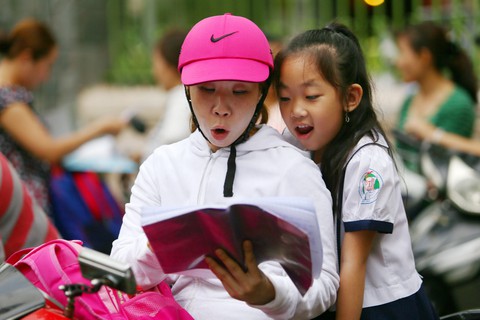 Thử hỏi con chuyện học hành: nỗi niềm phụ huynh - Ảnh 1. Thử hỏi con chuyện học hành: nỗi niềm phụ huynh - Ảnh 1.