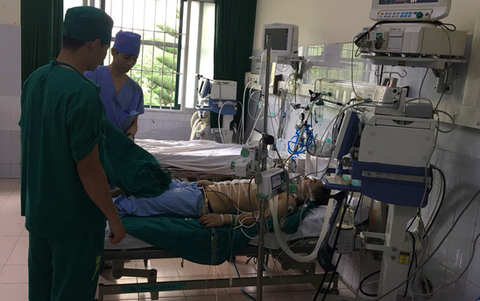 Triệu tập, tạm giữ 6 người liên quan vụ bắn chém dã man - Ảnh 1. Triệu tập, tạm giữ 6 người liên quan vụ bắn chém dã man - Ảnh 1.