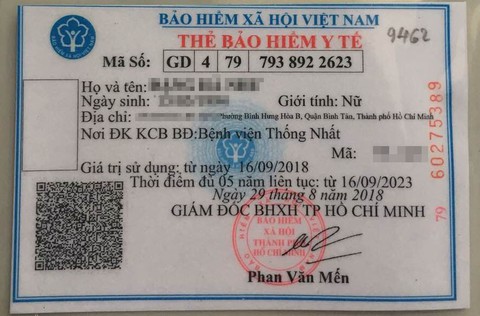 Có thẻ BHYT ở nước ngoài, sao phải mua BHYT hộ gia đình? - Ảnh 1. Có thẻ BHYT ở nước ngoài, sao phải mua BHYT hộ gia đình? - Ảnh 1.