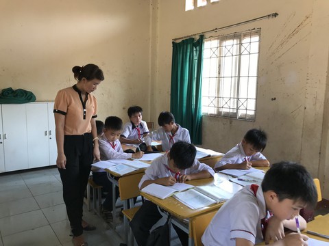 Thấp thỏm ‘phận’ giáo viên hợp đồng - Ảnh 10. Thấp thỏm ‘phận’ giáo viên hợp đồng - Ảnh 10.