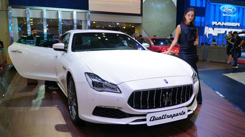 Ngắm xe sang tại Vietnam Motor Show 2018 - Ảnh 12. Ngắm xe sang tại Vietnam Motor Show 2018 - Ảnh 12.