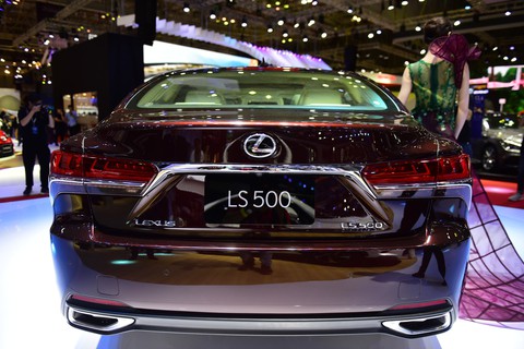 Ngắm xe sang tại Vietnam Motor Show 2018 - Ảnh 11. Ngắm xe sang tại Vietnam Motor Show 2018 - Ảnh 11.