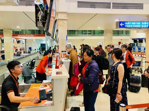 Mua vé máy bay trực tuyến, lấy hoá đơn VAT ra sao? - Ảnh 1. Mua vé máy bay trực tuyến, lấy hoá đơn VAT ra sao? - Ảnh 1.