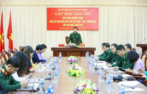 Giao lưu hữu nghị biên giới Việt Nam - Lào - Campuchia - Ảnh 1. Giao lưu hữu nghị biên giới Việt Nam - Lào - Campuchia - Ảnh 1.