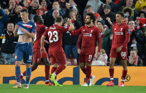 Salah lập cú đúp, đưa Liverpool lên ngôi đầu - Ảnh 1. Salah lập cú đúp, đưa Liverpool lên ngôi đầu - Ảnh 1.