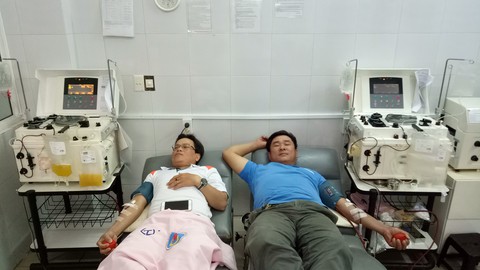 Người đàn ông 66 lần hiến máu - Ảnh 1. Người đàn ông 66 lần hiến máu - Ảnh 1.