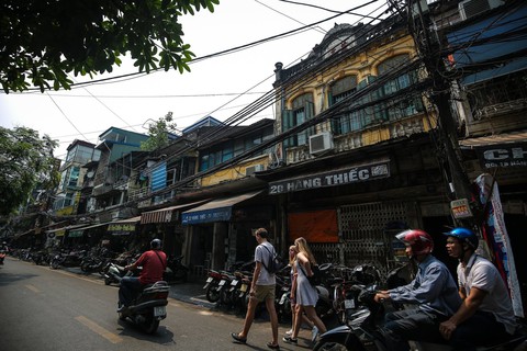 Đề xuất không bán nhà cao tầng ở nội đô cho người ngoại tỉnh - Ảnh 2. Đề xuất không bán nhà cao tầng ở nội đô cho người ngoại tỉnh - Ảnh 2.