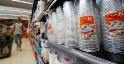 Nghị viện châu Âu nhất trí cấm đồ nhựa dùng một lần - Ảnh 1. Nghị viện châu Âu nhất trí cấm đồ nhựa dùng một lần - Ảnh 1.