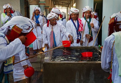 Ngắm bộ ảnh Lễ Wa-Ha giải đặc biệt ảnh Hành trình di sản 2018 - Ảnh 3. Ngắm bộ ảnh Lễ Wa-Ha giải đặc biệt ảnh Hành trình di sản 2018 - Ảnh 3.