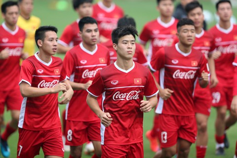 Bắt đầu bán vé AFF Suzuki Cup từ ngày mai - Ảnh 1. Bắt đầu bán vé AFF Suzuki Cup từ ngày mai - Ảnh 1.