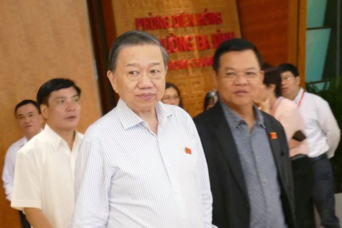 Bộ trưởng Tô Lâm: Chưa mở rộng điều tra tiêu cực thi cử - Ảnh 1. Bộ trưởng Tô Lâm: Chưa mở rộng điều tra tiêu cực thi cử - Ảnh 1.