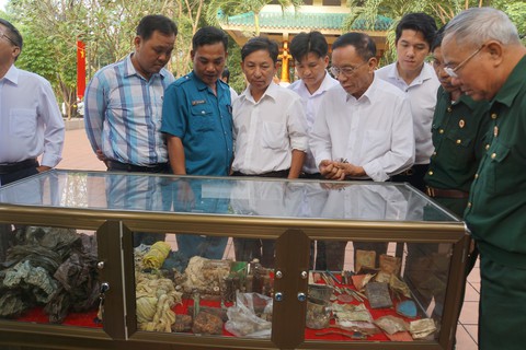 Đồng Nai tổ chức lễ an táng 13 liệt sĩ chưa biết tên - Ảnh 5. Đồng Nai tổ chức lễ an táng 13 liệt sĩ chưa biết tên - Ảnh 5.