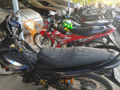 Cả trăm thanh niên kéo về Cần Thơ đua xe trái phép - Ảnh 3. Cả trăm thanh niên kéo về Cần Thơ đua xe trái phép - Ảnh 3.