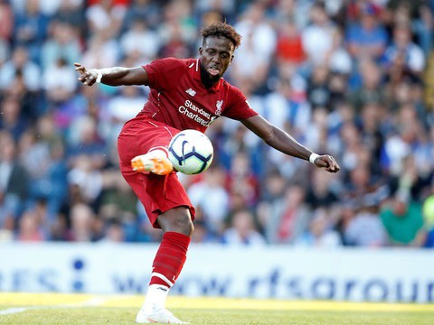 Thủ môn Karius ‘phát điên’ sau tin bị trả về Liverpool - Ảnh 2. Thủ môn Karius ‘phát điên’ sau tin bị trả về Liverpool - Ảnh 2.