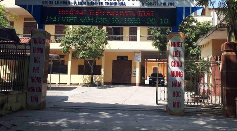 Nói xấu thầy cô trên Facebook, 7 học sinh bị đuổi học - Ảnh 1. Nói xấu thầy cô trên Facebook, 7 học sinh bị đuổi học - Ảnh 1.