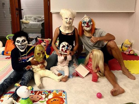 Ronaldo, Messi, Lewandowski: Ai đáng sợ nhất trong lễ hội Halloween ? - Ảnh 2. Ronaldo, Messi, Lewandowski: Ai đáng sợ nhất trong lễ hội Halloween ? - Ảnh 2.