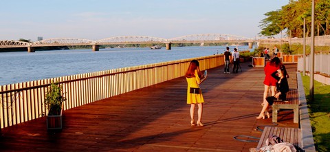 Chuyên gia Hàn Quốc giải bài toán khó hai bờ sông Hương - Ảnh 3. Chuyên gia Hàn Quốc giải bài toán khó hai bờ sông Hương - Ảnh 3.