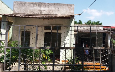 Nữ sinh lớp 11 tử vong trong tư thế treo cổ - Ảnh 1. Nữ sinh lớp 11 tử vong trong tư thế treo cổ - Ảnh 1.