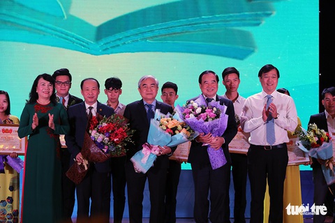 Bốn công trình đoạt giải Tri thức trẻ vì giáo dục - Ảnh 3. Bốn công trình đoạt giải Tri thức trẻ vì giáo dục - Ảnh 3.