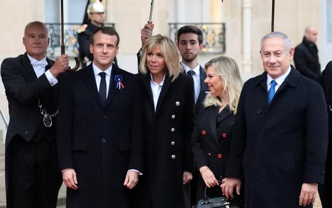 Ông Trump và Putin dự kỷ niệm 100 năm kết thúc Thế chiến I tại Paris - Ảnh 4. Ông Trump và Putin dự kỷ niệm 100 năm kết thúc Thế chiến I tại Paris - Ảnh 4.