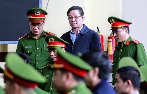 Ông Phan Văn Vĩnh không đồng ý, tòa có được công khai bản án? - Ảnh 1. Ông Phan Văn Vĩnh không đồng ý, tòa có được công khai bản án? - Ảnh 1.