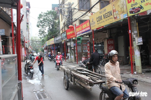 Hà Nội vừa đồng phục hóa thêm một tuyến phố - Ảnh 6. Hà Nội vừa đồng phục hóa thêm một tuyến phố - Ảnh 6.